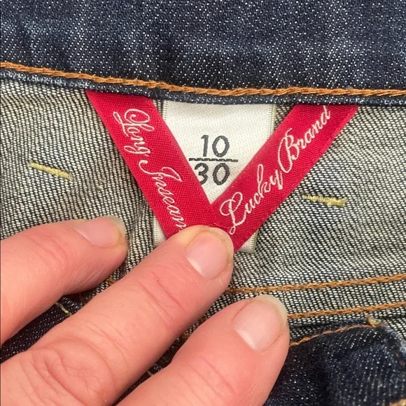 Women's Lucky Brand Jeans - Picture 3 of 4